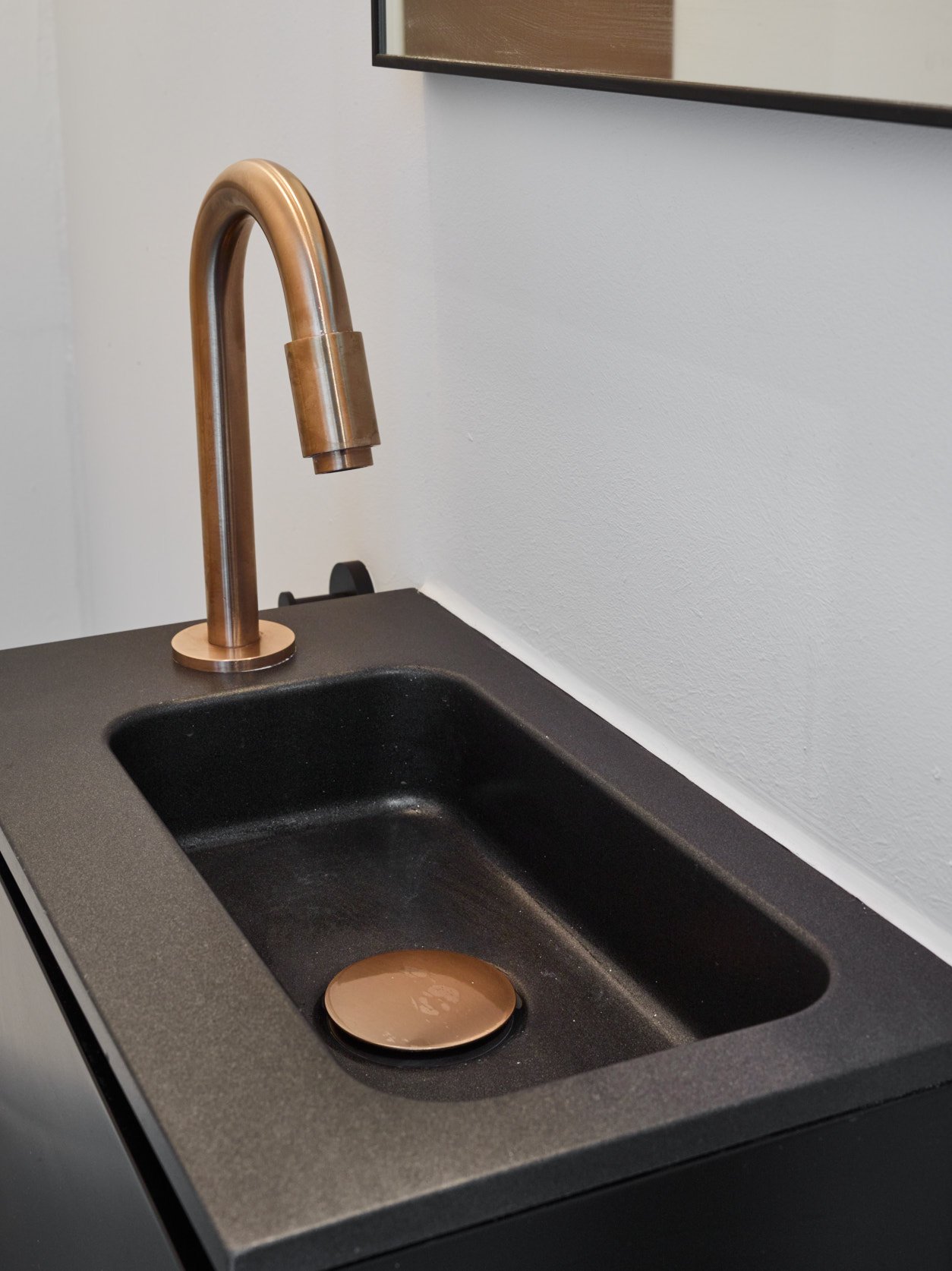 Storke Fina Handwaschbecken: Quarz, matt, 40 x 22 cm