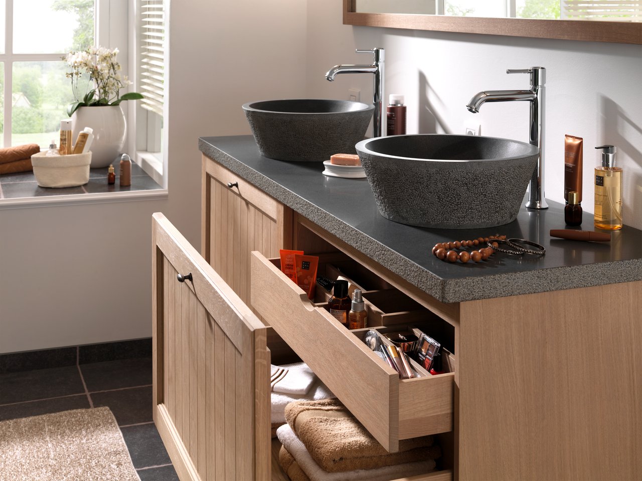 Balmani Rock Doppelwaschtischplatte, Granit poliert, 180 x 55 cm