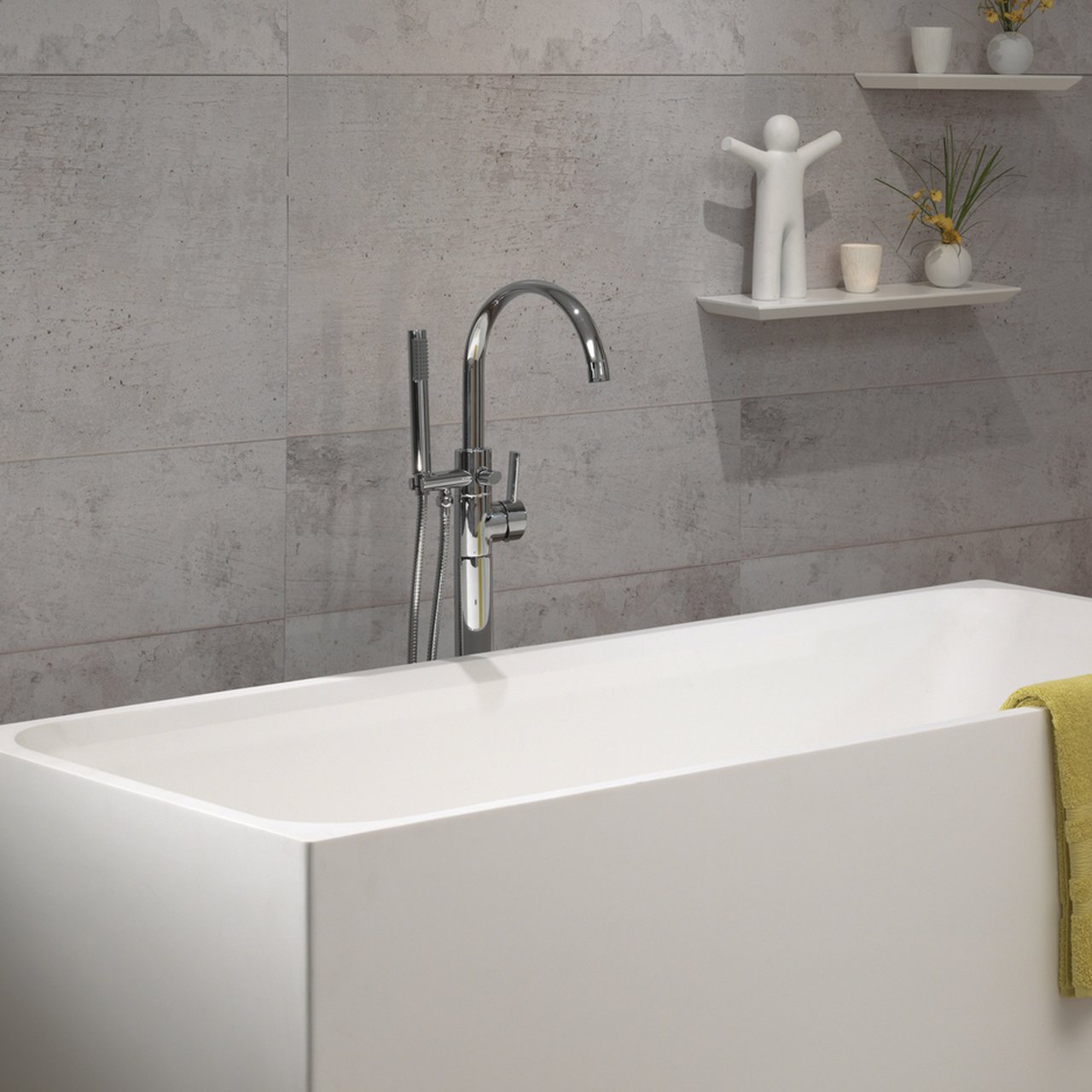 Blaufoss Elipsos freistehende Badewannenarmatur: Chrom glänzend, mit Brausekopf