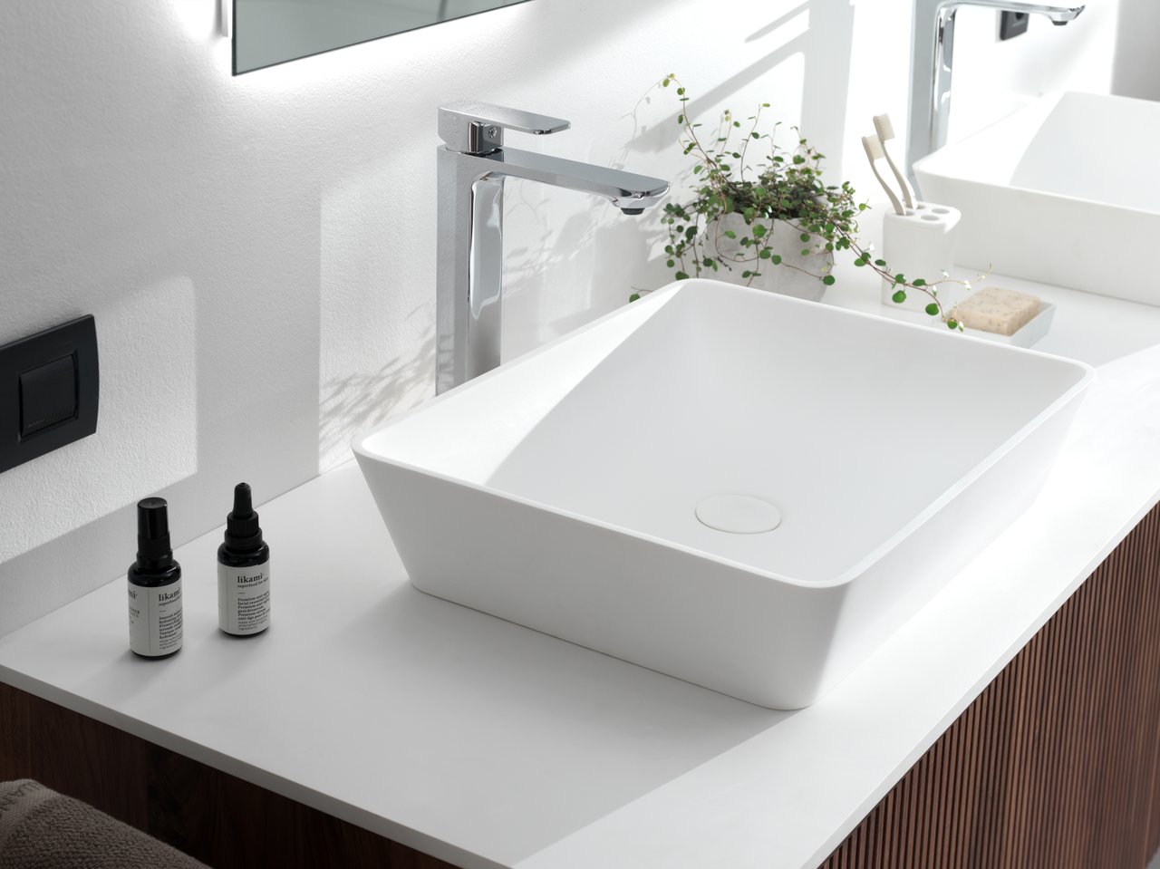 Balmani Stretto Einzel- oder Doppelwaschtischplatte, Solid Surface matt, 180 x 55 cm