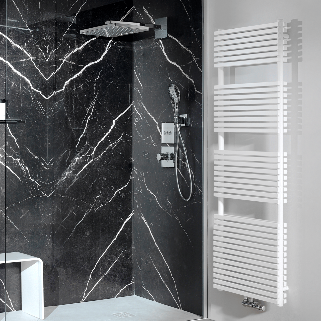 Vipera Vesuvio Doppelhandtuchheizkörper: 50 x 180 cm, Zentralheizung, Weiß matt, Seiten- & Mittelanschluss, 1799W