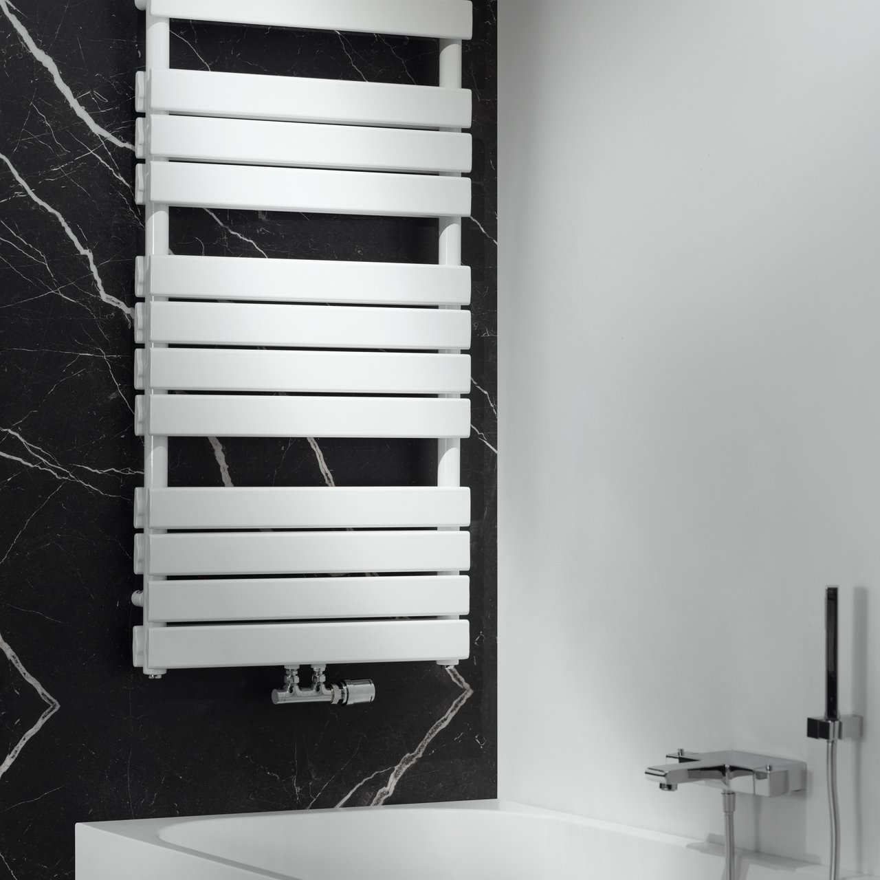 UNIQUEMENT POUR ALLEMAGNE - Vipera Vulcan sèche-serviettes double 60 x 123 cm chauffage électrique blanc brillant raccordements latéral et central possibles 1.256W, résistance incluse