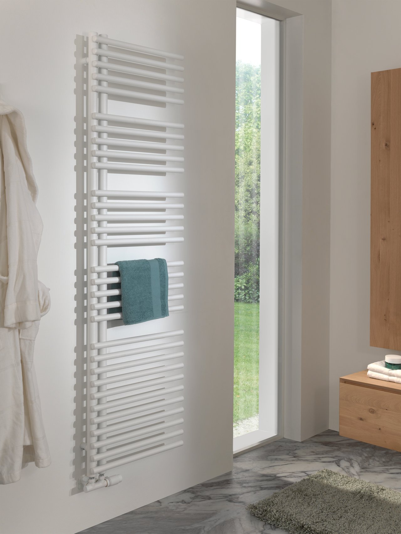 UNIQUEMENT POUR ALLEMAGNE - Vipera Nevada sèche-serviettes simple 50 x 180 cm chauffage électrique blanc brillant raccordement latéral 847W, résistance incluse