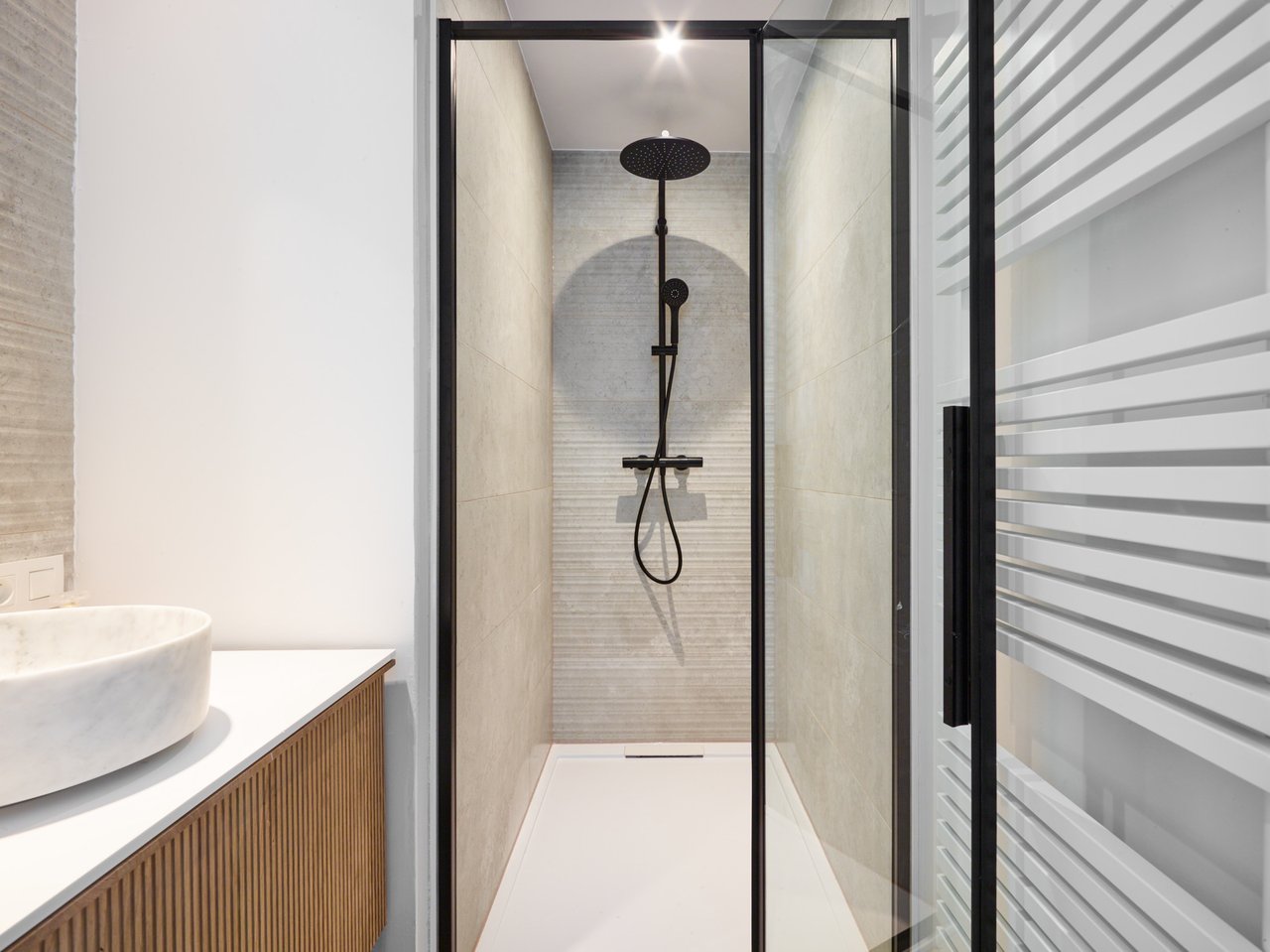 Luca Varess Morano douche draaideur 100 x 190 cm helder glas mat zwart profiel