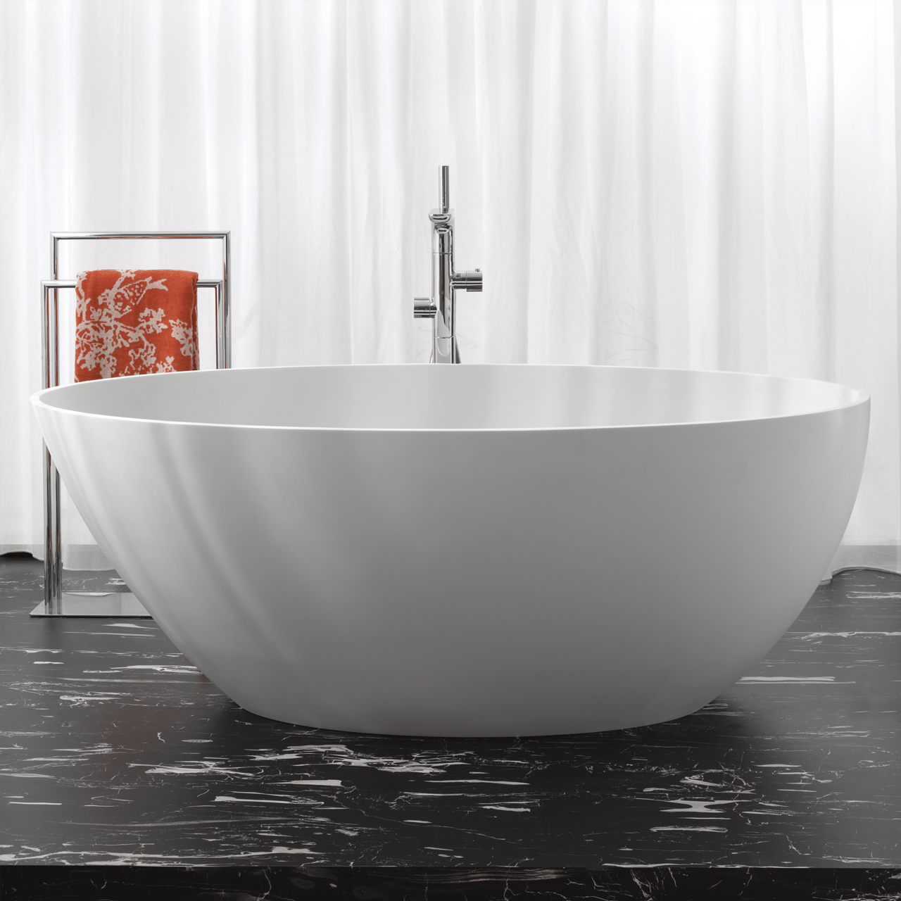 Balmani Fahro Ovale Freistehende Badewanne: 160 x 85 cm, Solid Surface, Weiß matt