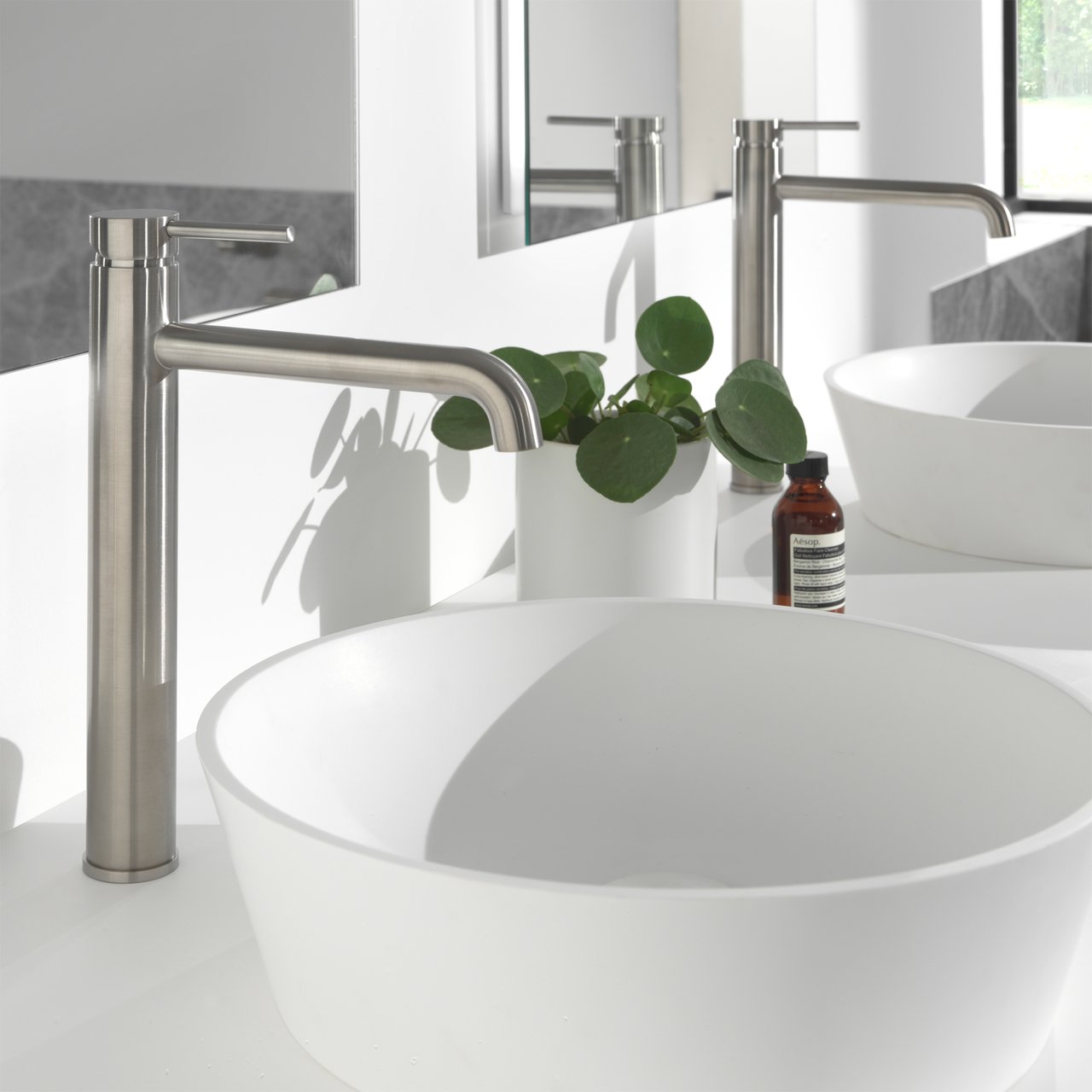 Blaufoss Round verhoogde wastafelkraan Brushed CoolMetal