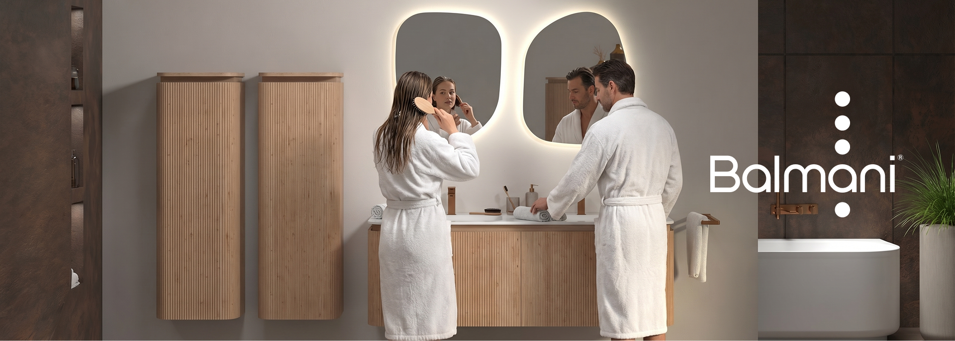 Großes Badezimmer von x²o Badezimmer mit Holzmöbel und Hochschränken in warmem minimalistischem Stil.