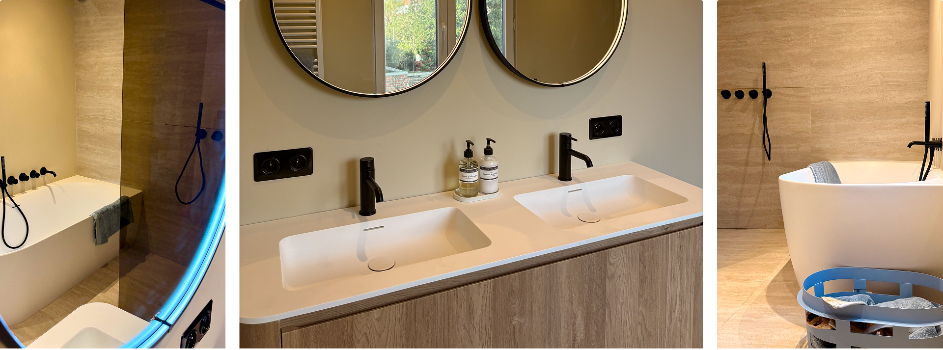 Dans cette salle de bains élégante de x²o salles de bains, on voit un double lavabo avec meuble en bois et deux miroirs ronds, des robinets noirs et accessoires, à côté d’une douche avec paroi en verre et une baignoire blanche autoportante, avec un panier à linge bleu et des serviettes au sol.