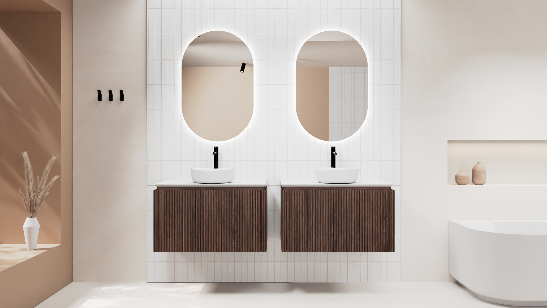 Une salle de bains X²O japandi en bois chaleureux avec meuble double vasque en bois foncé à lignes verticales, deux miroirs ovales rétroéclairés, vasques blanches et robinets noirs.