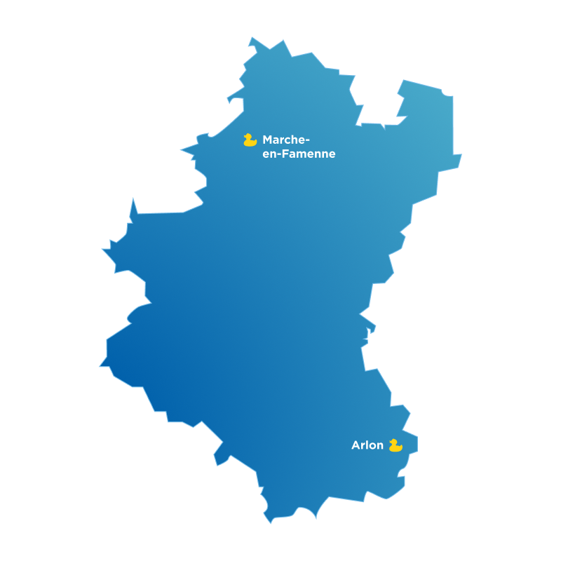Carte bleue de la province du Luxembourg avec les showrooms x²o salles de bains à Marche-en-Famenne et Arlon.