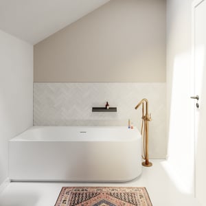 Luca Varess Laguna hoekbad