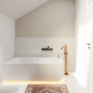 Luca Varess Laguna Eckbadewanne mit LED