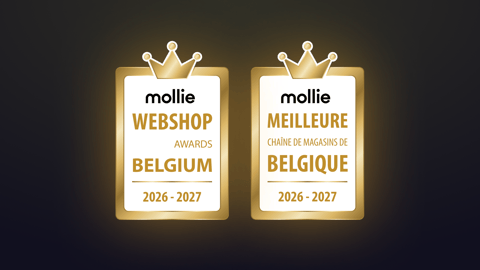 Deux distinctions dorées des Mollie Awards Belgium 2026–2027 avec symbole de couronne, mentionnant webshop et meilleure chaîne de magasins, illustrant une reconnaissance prestigieuse de qualité et de satisfaction client – X²O salles de bains