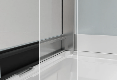 Verschiedene Ausführungen einer Duschkabine von X²O Badezimmer: Schwarz, Aluminium und Chrom.