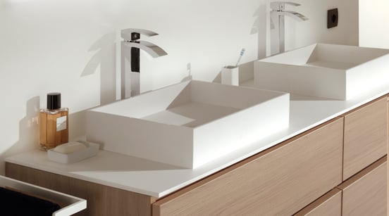 Balmani Stretto tablette simple ou double mat Solid Surface 150 x 55 cm