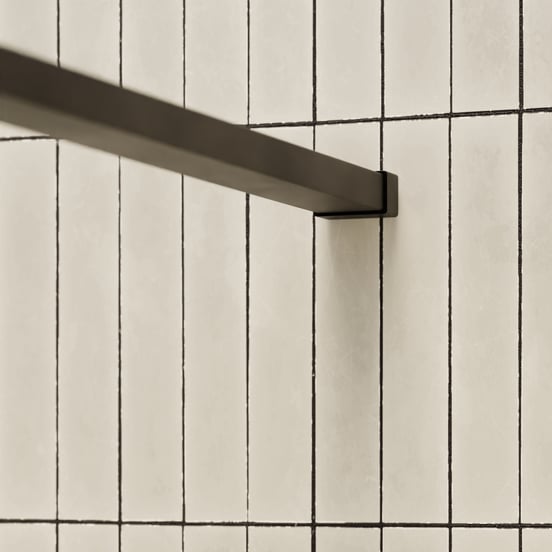 Balmani Framed Plus douche à l'italienne 140 x 210 cm verre crossed profil noir