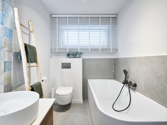 Luca Varess Mezzo tweepersoons hoekbad links 180 x 80 cm acryl mat wit