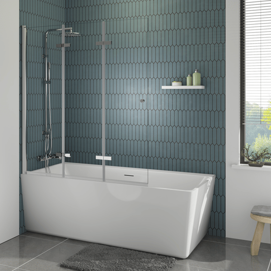 Luca Varess Kuresa dreiteilige zusammenklappbare Badewannenabtrennung 140 cm, Klarglas, Chrom Profil