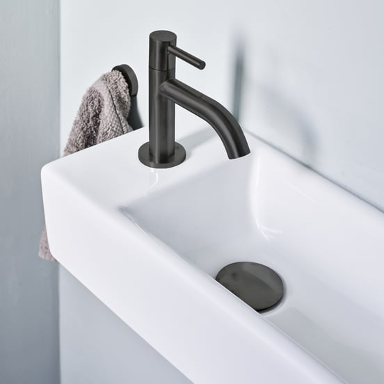 Luca Varess Cubic Handwaschbecken Set, Keramik weiß glänzend, 40,5 x 20 cm, Links, inklusive Schwarz Wasserhahn und Zubehör