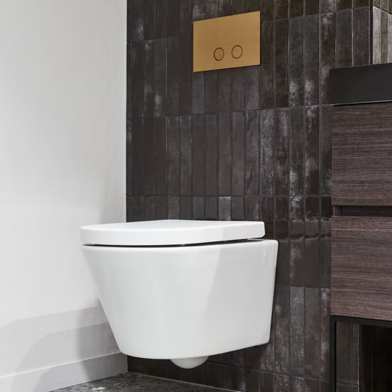 Luca Varess Calibro hangtoilet satijn wit randloos