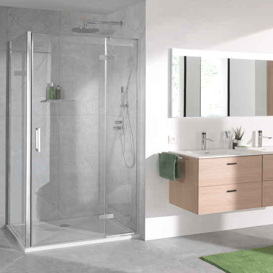 Luca Varess Nona douchehoek met draaideur en 2 vaste zijwanden 90 x 140 cm helder glas glanzend chroom profiel