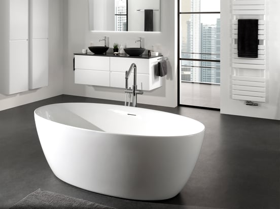 Luca Varess Dias baignoire îlot ovale 170 x 82 cm acrylique blanc mat