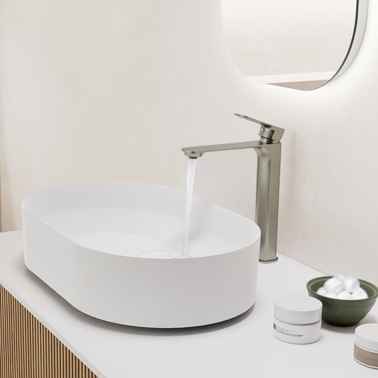 Blaufoss Bodan Waschbecken Armatur: Erhöht, Brushed Coolmetal