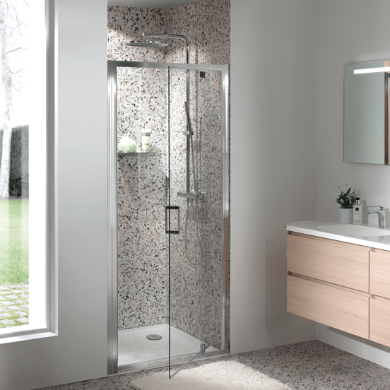 Luca Varess Vidor porte pivotante 90 x 190 cm verre transparent profil chrome brillant