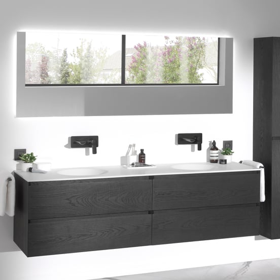 Balmani Giro Badspiegel mit Beleuchtung: Rechteckig, 180 x 65 cm, mit Anti-Beschlag Spiegelheizung