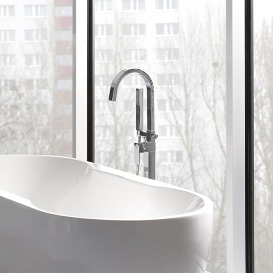 Blaufoss Escape vrijstaande badmengkraan met douchekop glanzend chroom