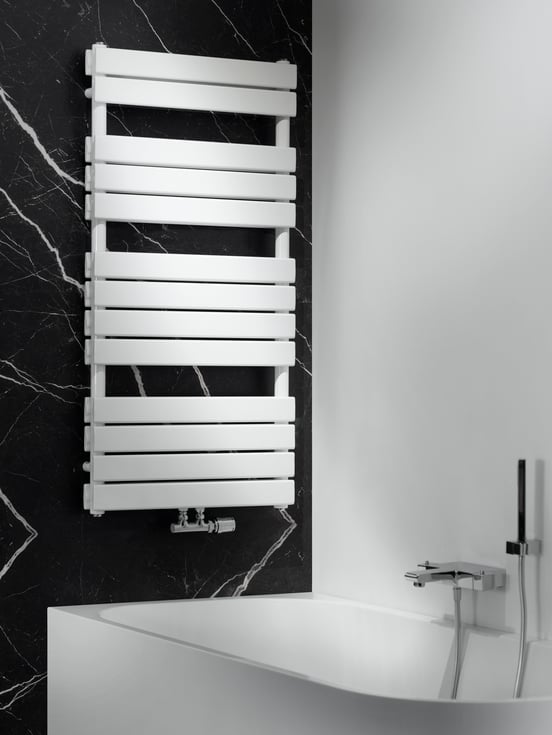 Vipera Vulcan dubbele handdoekradiator 60 x 123 cm centrale verwarming mat wit zij- en middenaansluiting 1.317W