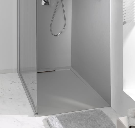 Balmani Indus douchebak 140 x 90 cm composietmarmer lichtgrijs leisteenstructuur