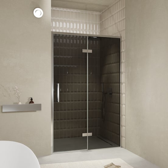 Balmani Senses Design douche draaideur rechts 140 cm x 210 cm Rookglas, Chroom profielen