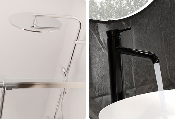 x²o Badezimmer mit glänzenden Highlights, darunter eine verchromte Regendusche und ein laufender schwarzer Wasserhahn bei einem modernen Waschbecken.