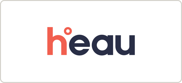 Héau-Logo mit rot-orangem Buchstaben „h“ und dunkelblauer Schrift „éau“ auf weißem Hintergrund.