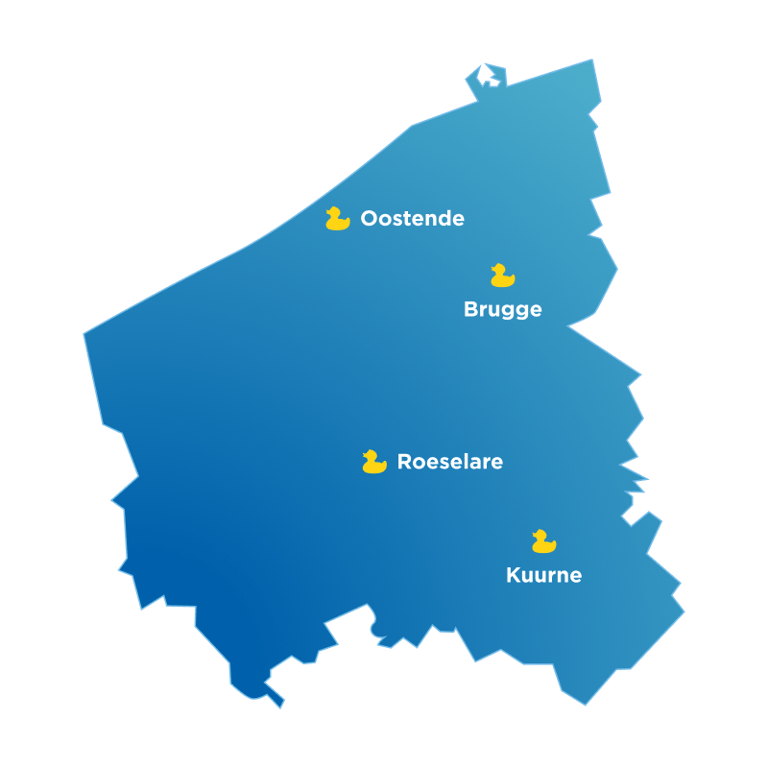 Blauwe kaart van West-Vlaanderen met x²o badkamers showrooms aangeduid in Oostende, Brugge, Roeselare en Kuurne.