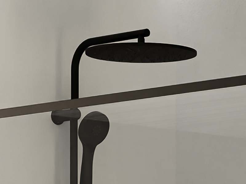  Douche pluie noire avec pommeau rond et douchette, montée sur une paroi de douche en verre.