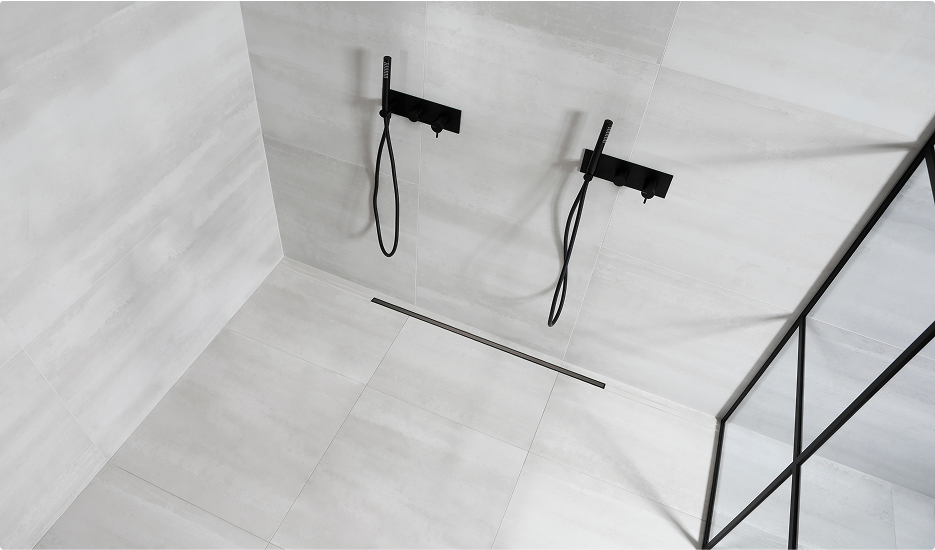 Douche à l’italienne dans salle de bains attenante ouverte avec double douche – X²O Salles de Bains