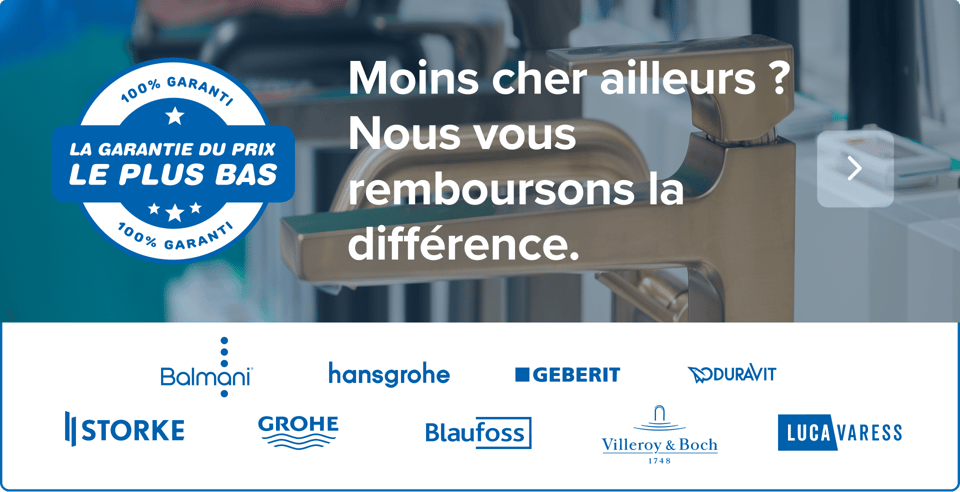 Visuel promotionnel de x²o salles de bains avec un robinet doré en arrière-plan et un grand badge bleu « La garantie du prix le plus bas – 100 % garanti ». Le texte principal indique « Nulle part moins cher ! Nous vous remboursons la différence » et une bande blanche en bas affiche plusieurs logos de marques de salle de bains.