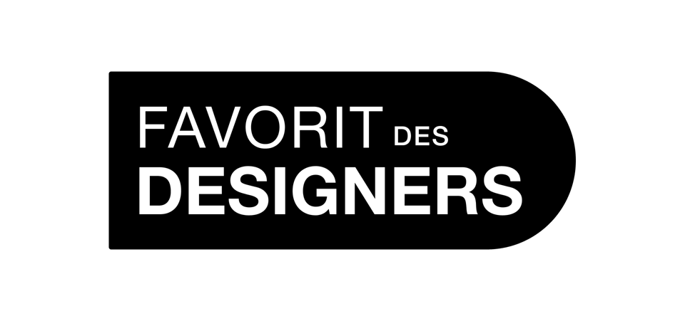 Schwarzes Label von x²o Badezimmer mit weißem Text „Favorit des Designers“. Dieses Label zeigt eine Designempfehlung.